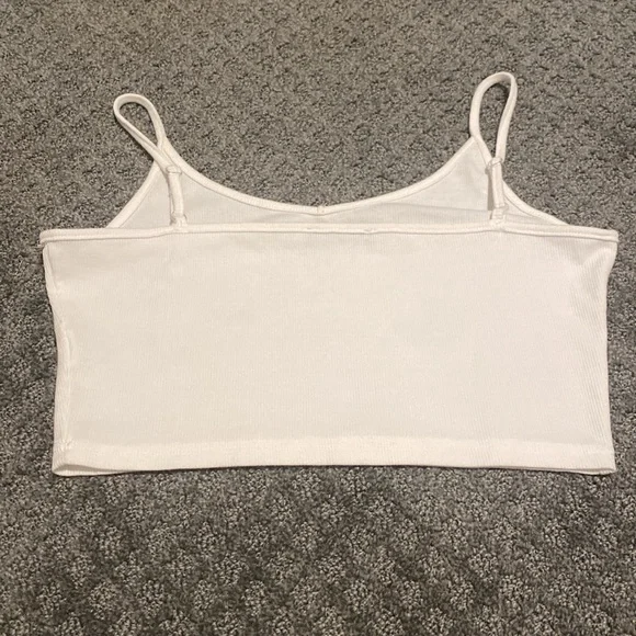 white crop top - Picture 2 of 2